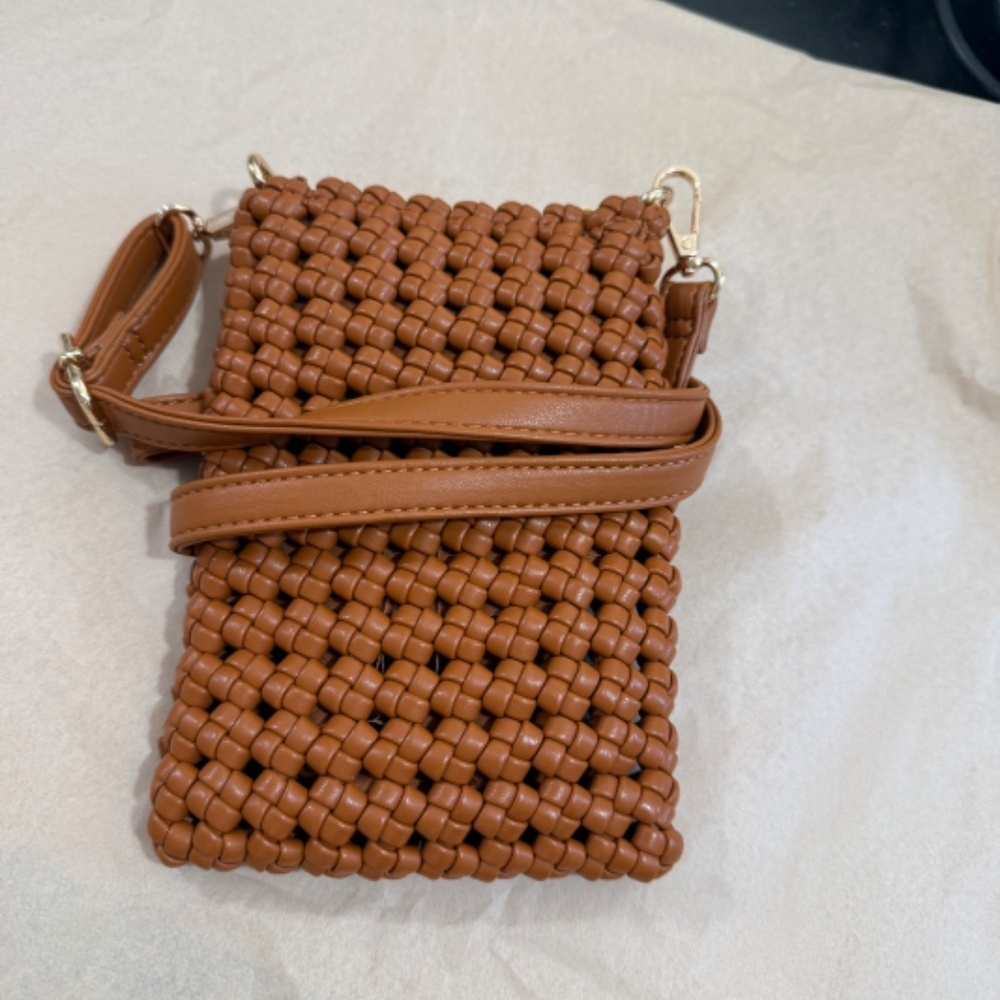 The Kalani Woven Knot Bag in Tan Cell Phone Edition NWOT - Picture 5 of 5